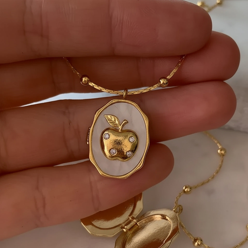 Photo Frame Necklace