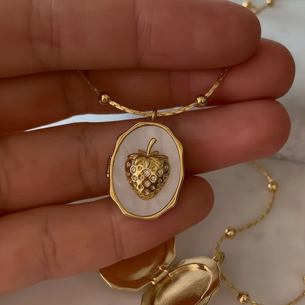 Photo Frame Necklace