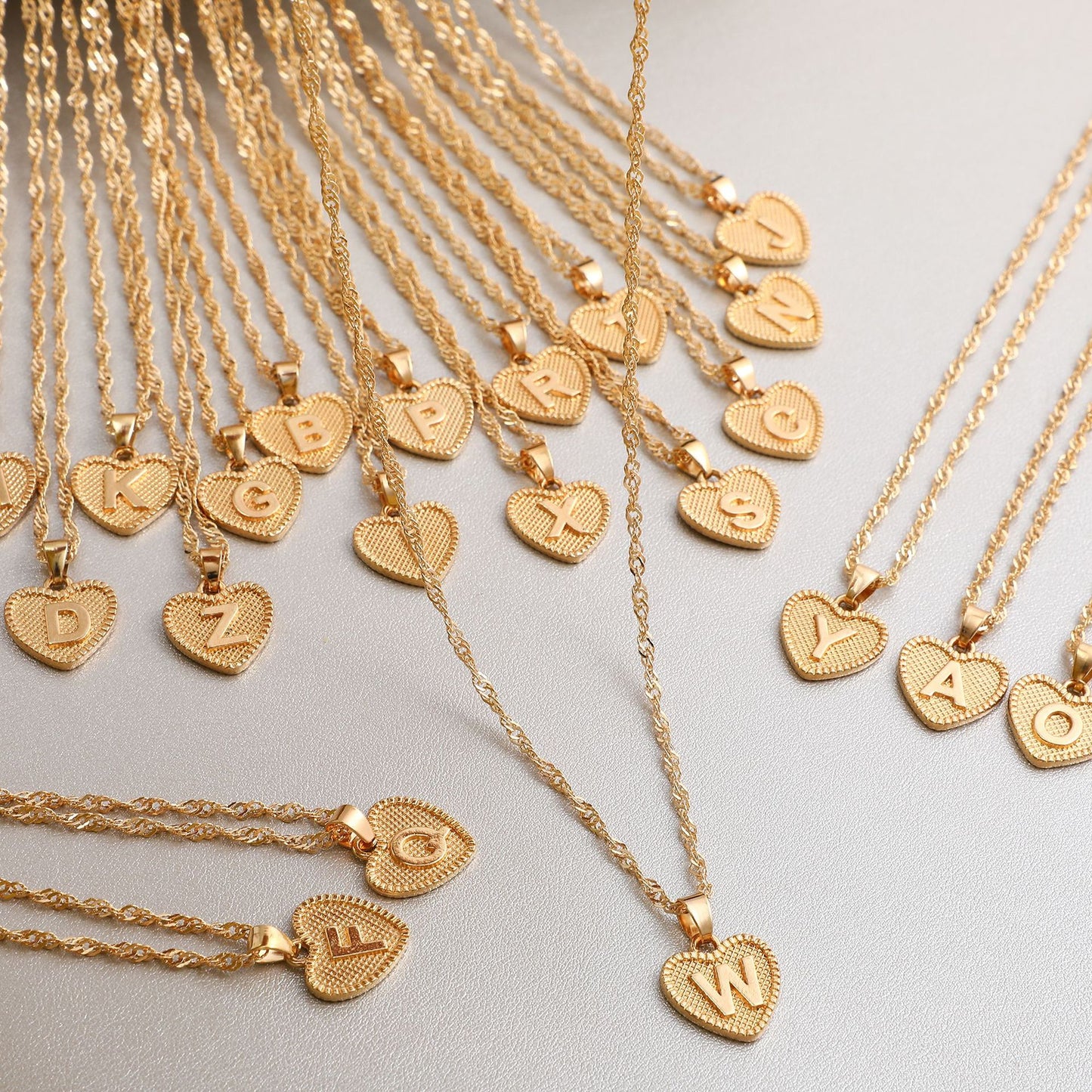 European and American cross-border hot-selling love pendant clavicle chain creative simple ladies peach heart letter necklace